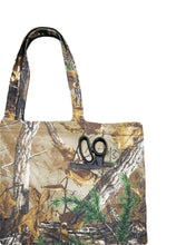 Load image into Gallery viewer, RealTree Totebag